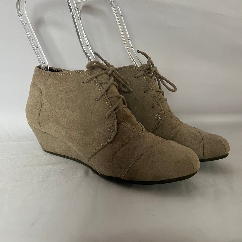Marbella Womens Size 7 Brown Lace Up Wedge Ankle Boot Chukka Booties
